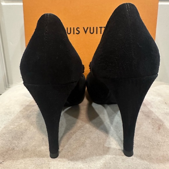 Louis Vuitton heels - Picture 8 of 12